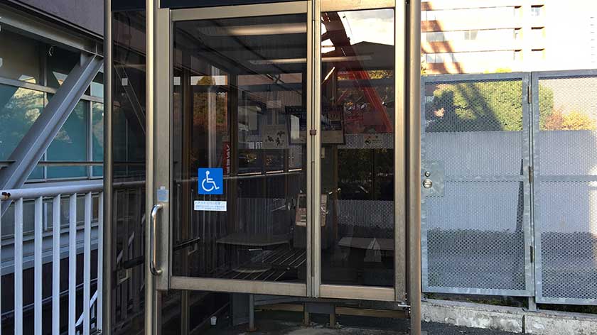 accessible_phone_booth
