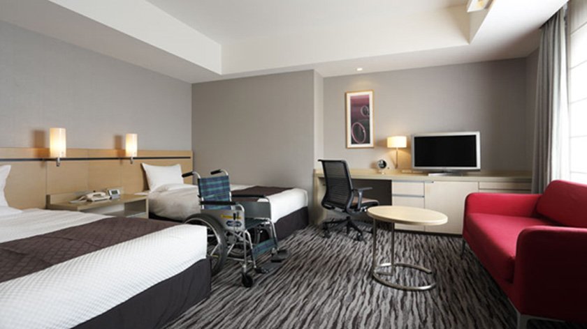 haneda-excel-hotel-feature-accessible-room