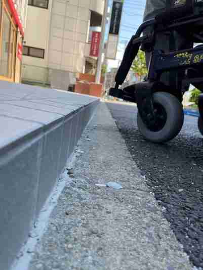 E6A539ED-CF1F-4F8D-B1B6-42C475FBBDE4