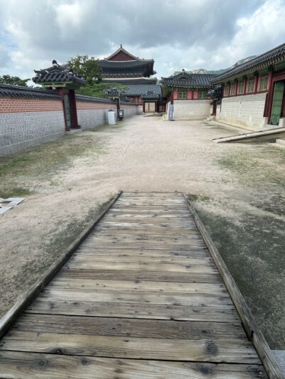 05E82B11-E008-4F87-BC92-35144F7BE00E